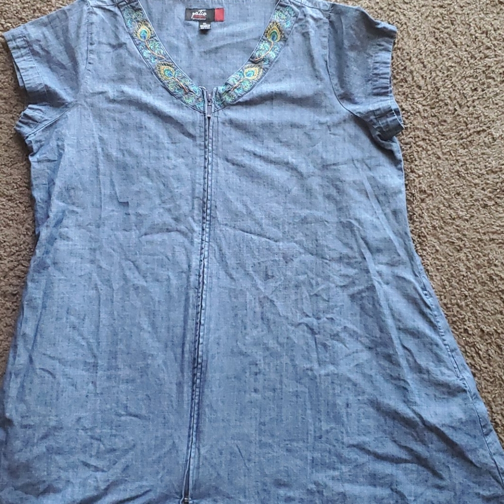 Dress - Picture 9 of 11